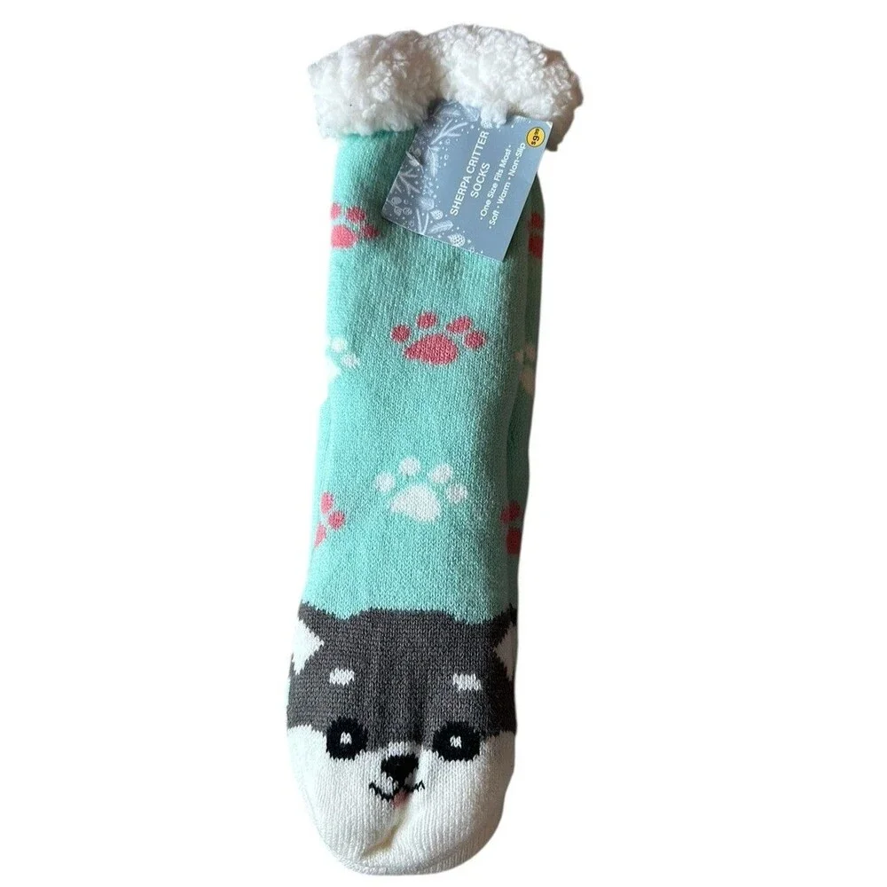 NWT 2 Pair Non-Slip Sherpa Dog Theme Socks Husky Warm Winter Adult One Size NEW